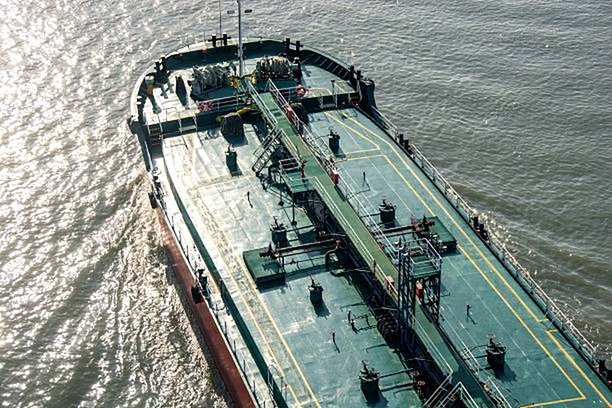 Tanker vessel